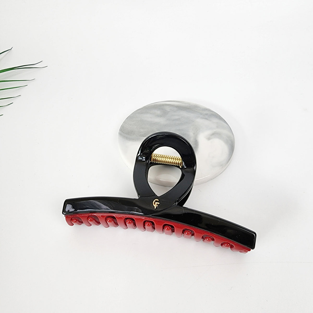 Twist Bar Large Hair Claw Clip 4.7 in – 11 Pure Black (Red)