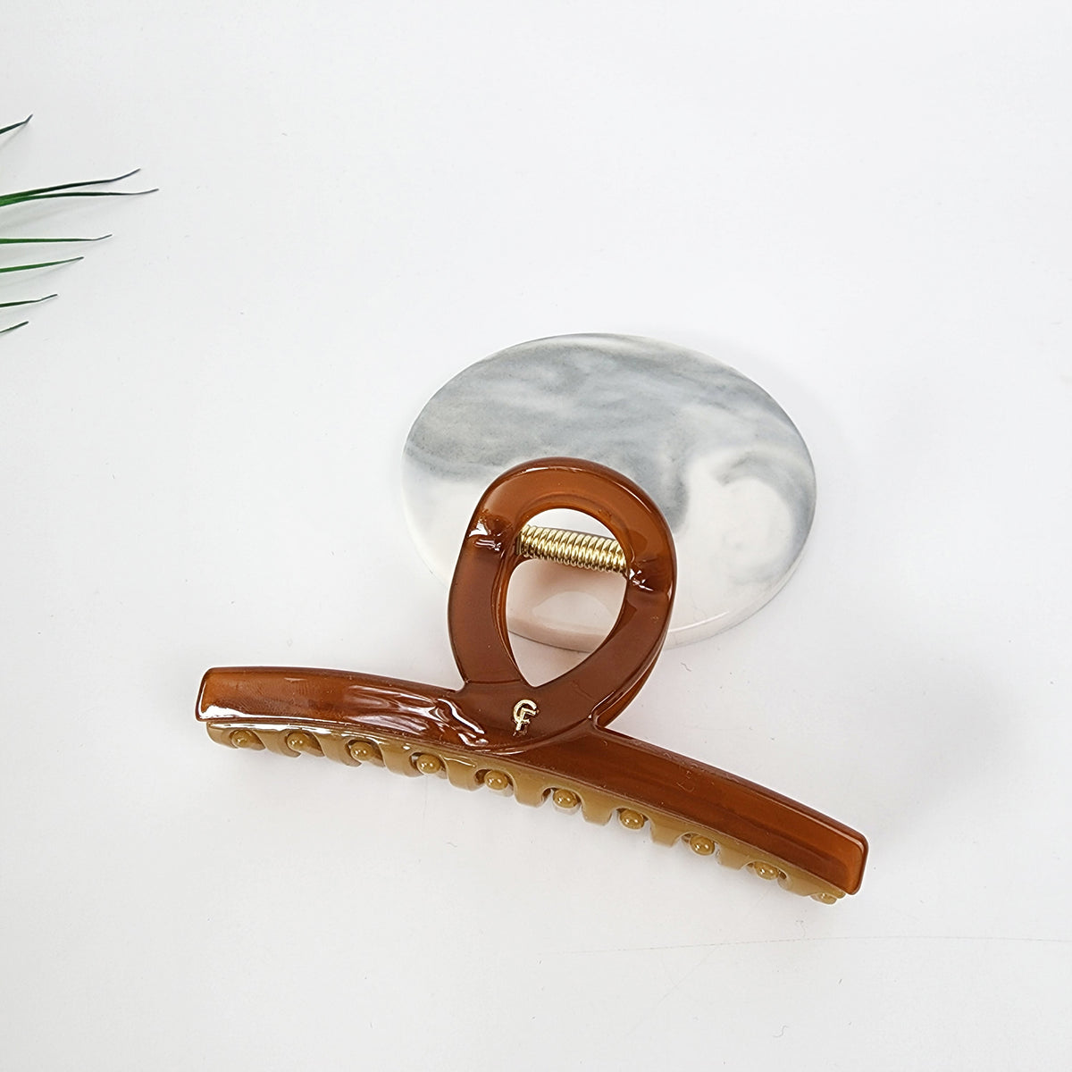 Twist Bar Large Hair Claw Clip 4.7 in – 5 Pure Brown