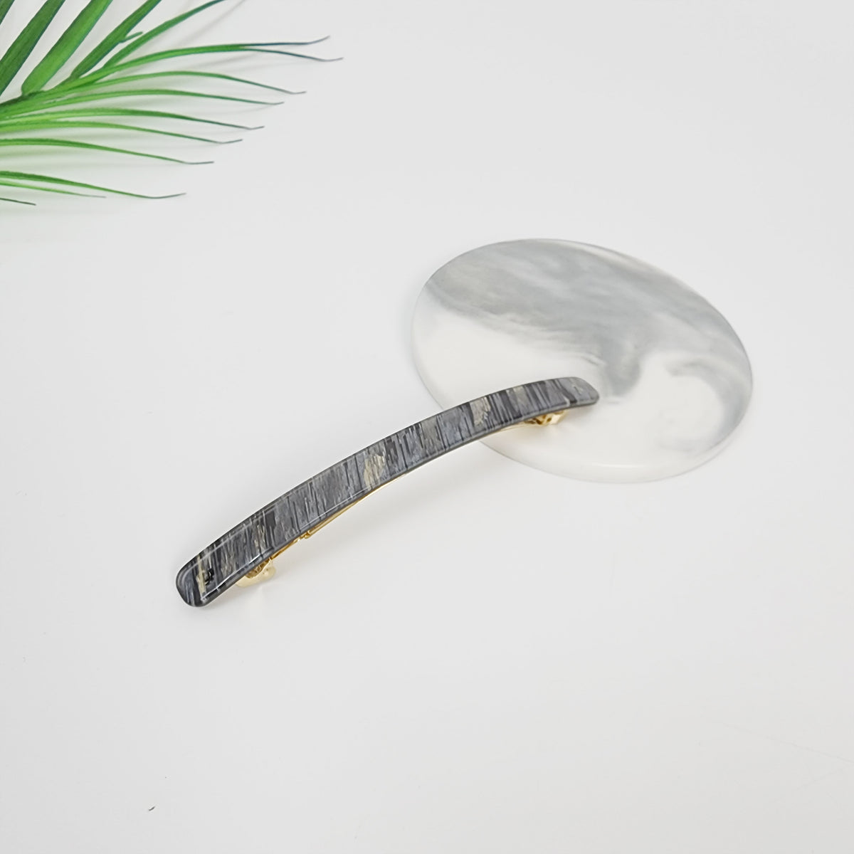 Straight Long Hair Barrette 4.3 in – 6 Line Grey