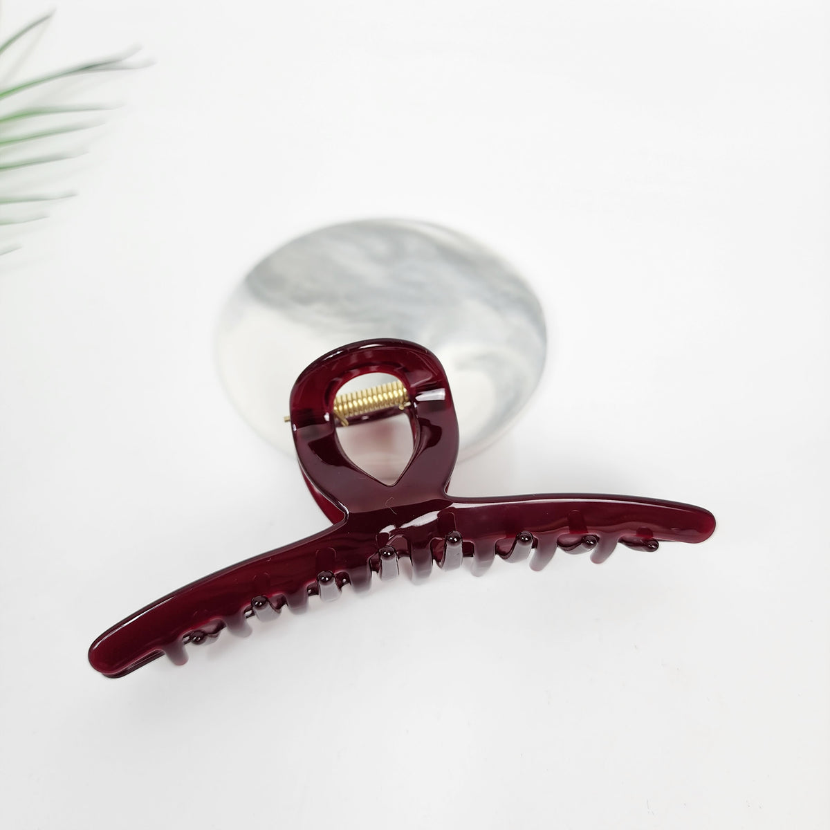 Twist Wire Jumbo Hair Claw Clip 5.3 in – 9 Pure Burgundy
