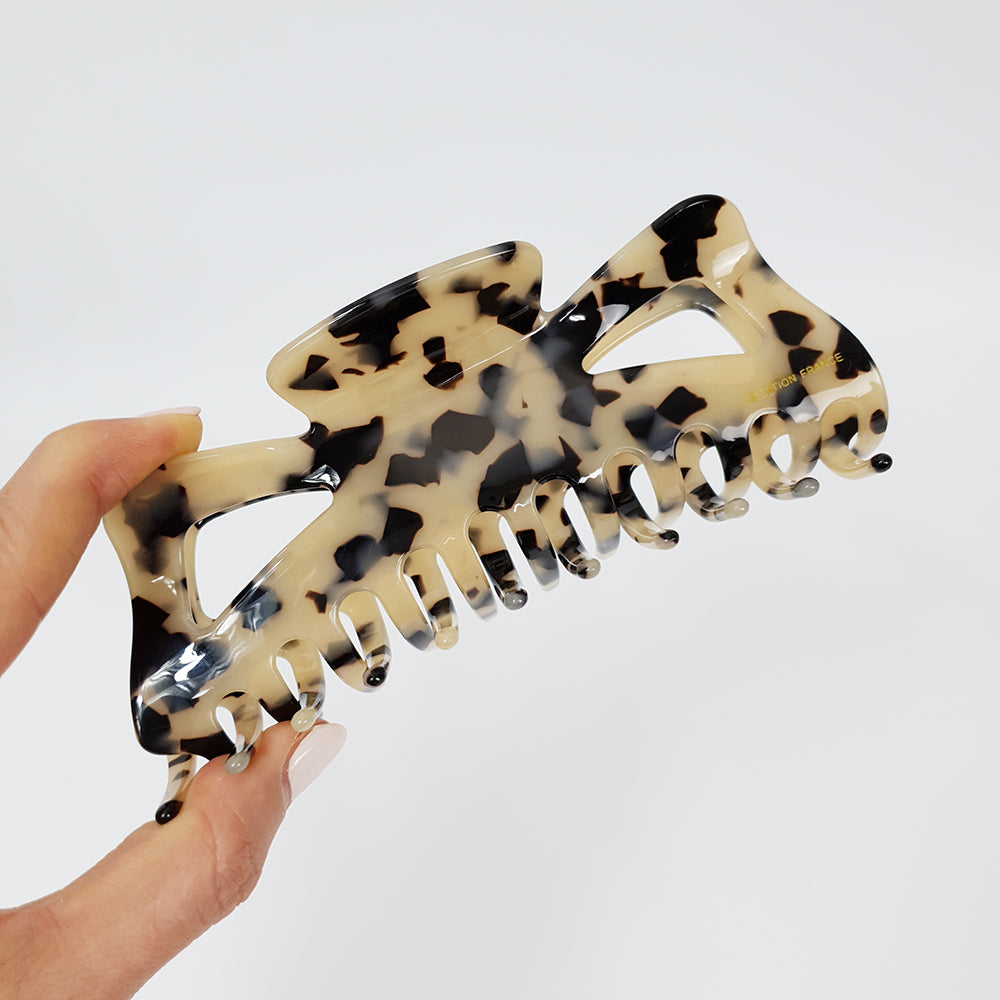 Butterfly Jumbo Hair Claw Clip – 1 Leopard Beige
