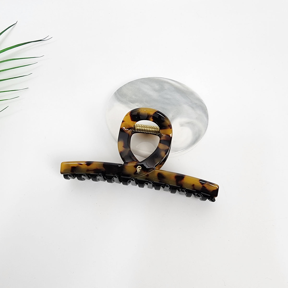 Twist Bar Large Hair Claw Clip 4.7 in – 2 Leopard Brown