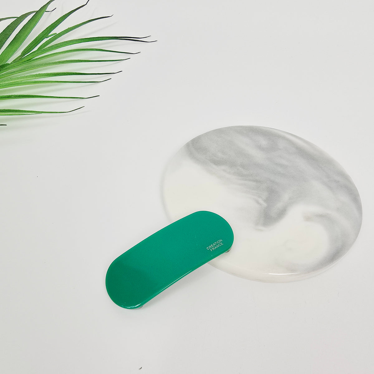 Rounded Square Snap Clip 2.2 in – 17 Pastel Green