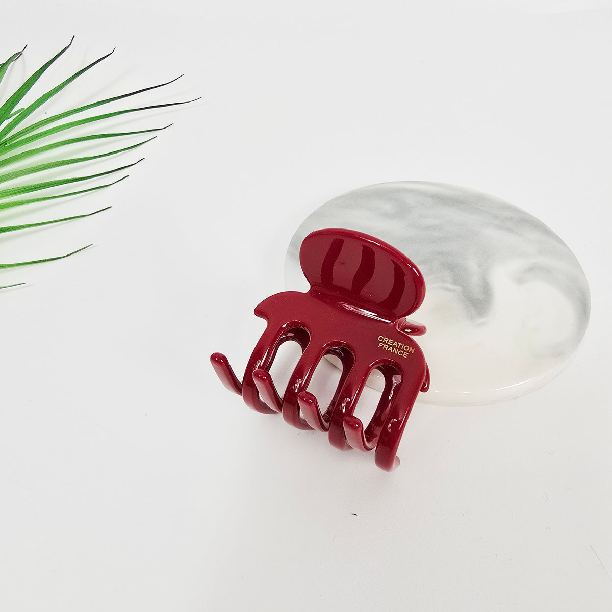 Pebble & Hook Mini Hair Claw Clip 1.8 in – Pastel Red, French-style