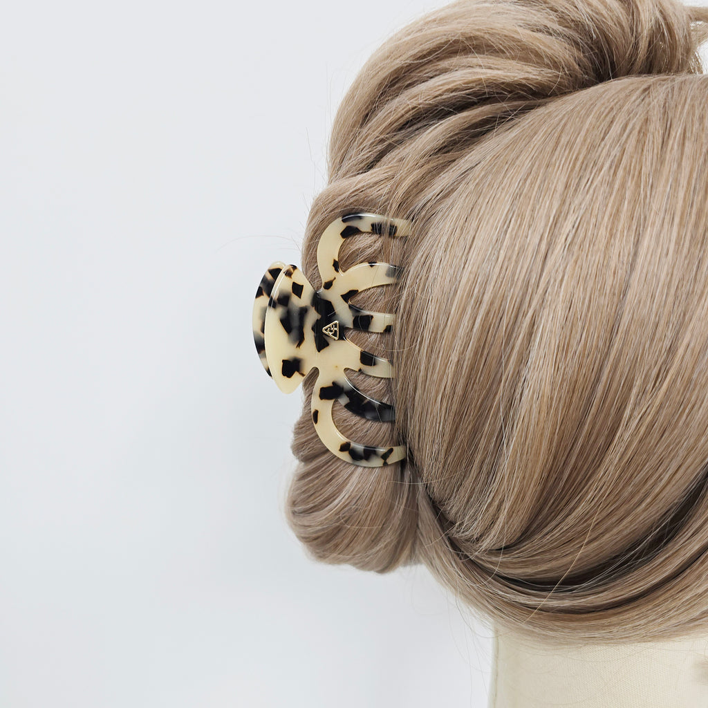Volume Medium Hair Claw Clip 3.9 in – Tortoise Shell, French-style