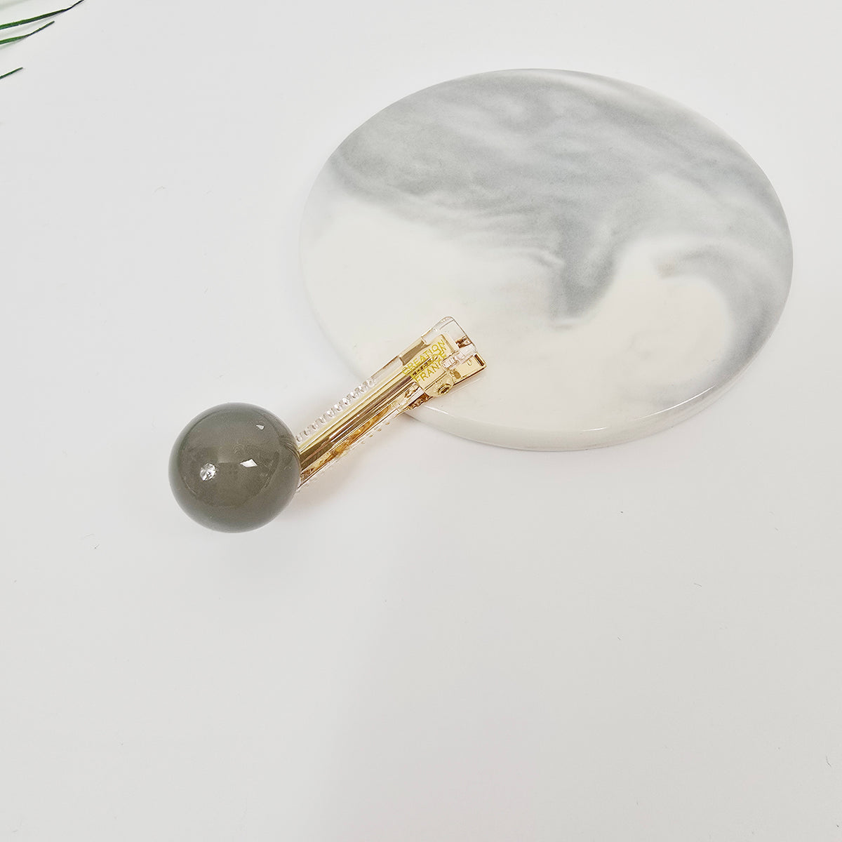 Jelly Ball Mini Alligator Hair Clip 2.0 in – Solid Bead, French-style