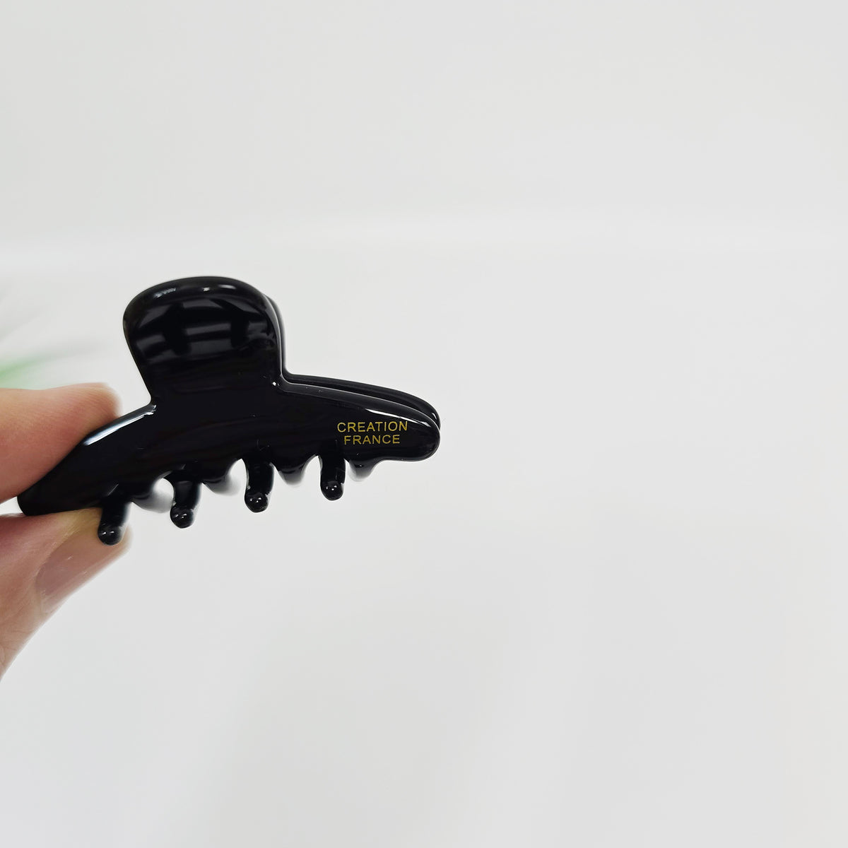 Classic Mini Hair Claw Clip 2.0 in – Tortoise Shell, Solid, for Bangs