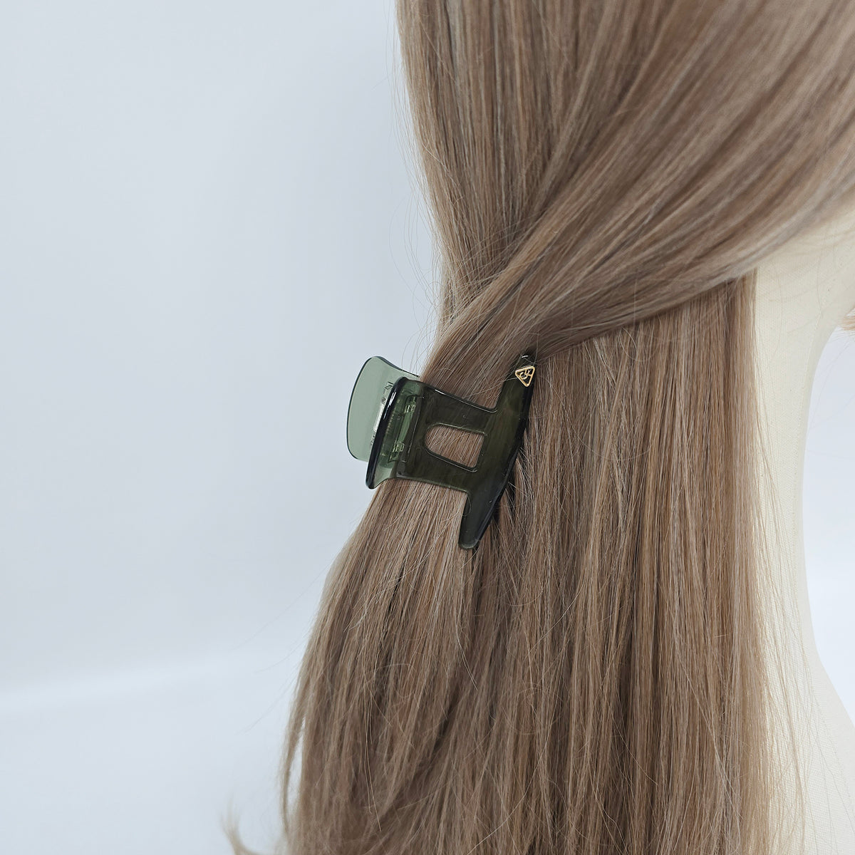 Top Hat Small Hair Claw Clip 2.8 in – Tortoise Shell & Clear, French-style