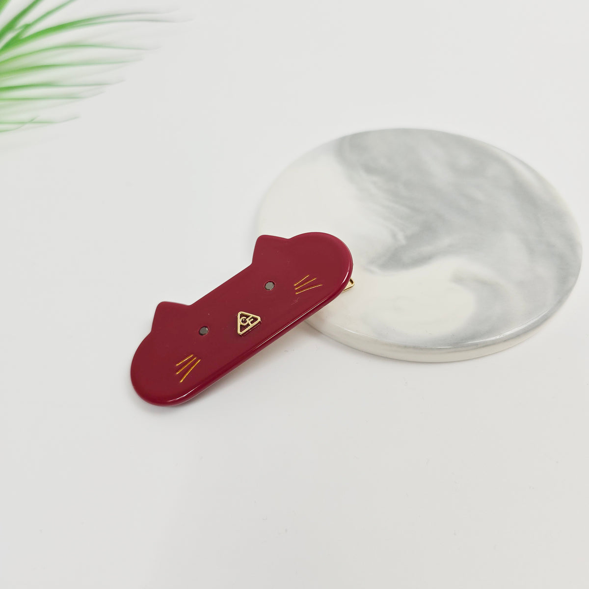 Cat Face Alligator Hair Clip 2.5 in – Tortoise Shell, Solid, French-style