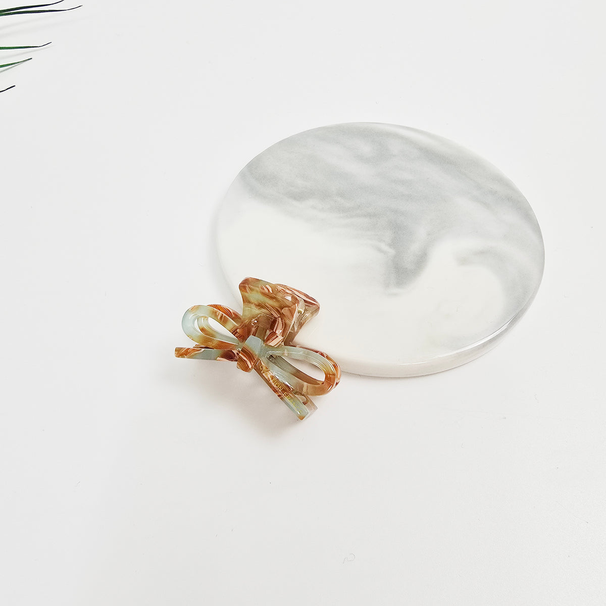 Ribbon Mini Hair Claw Clip 1.6 in – 3 Sugar Mint