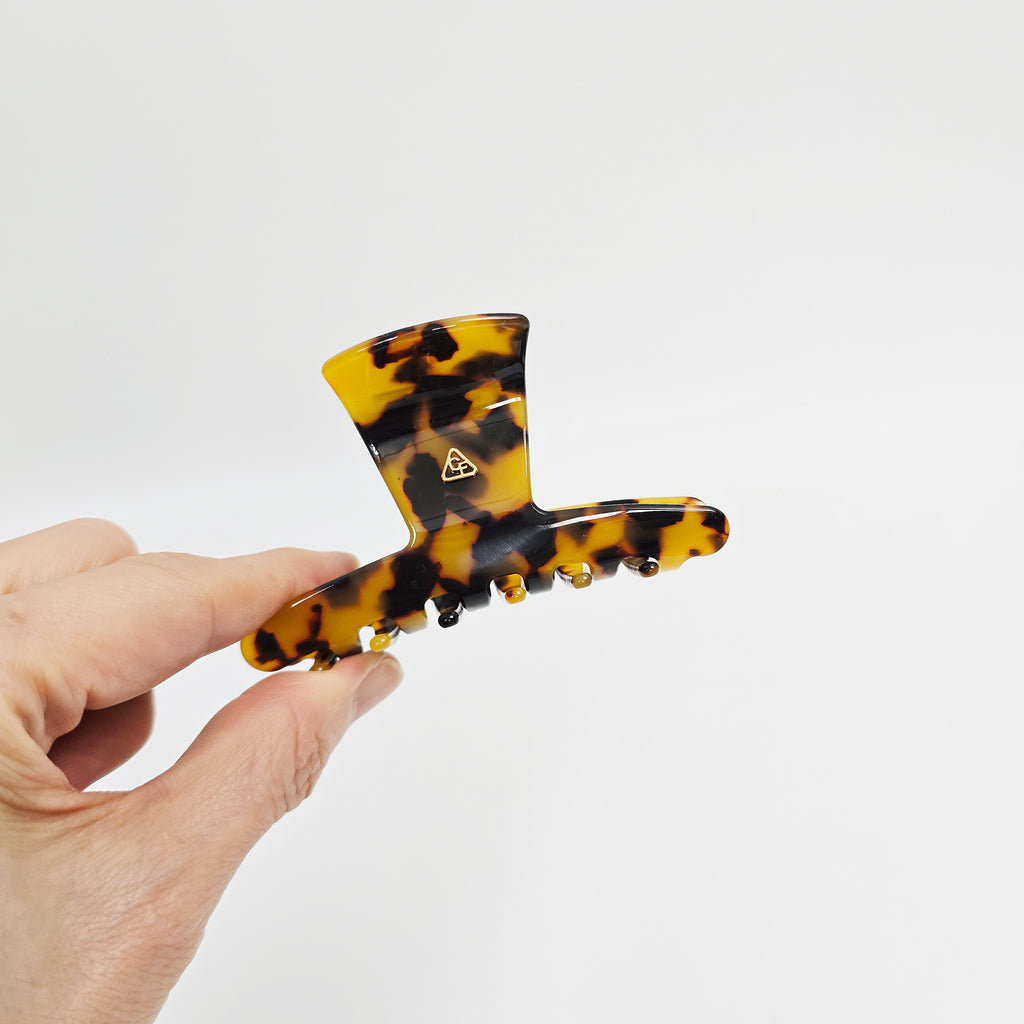 Trapezoid Medium Hair Claw Clip 3.5 in – 2 Leopard Brown