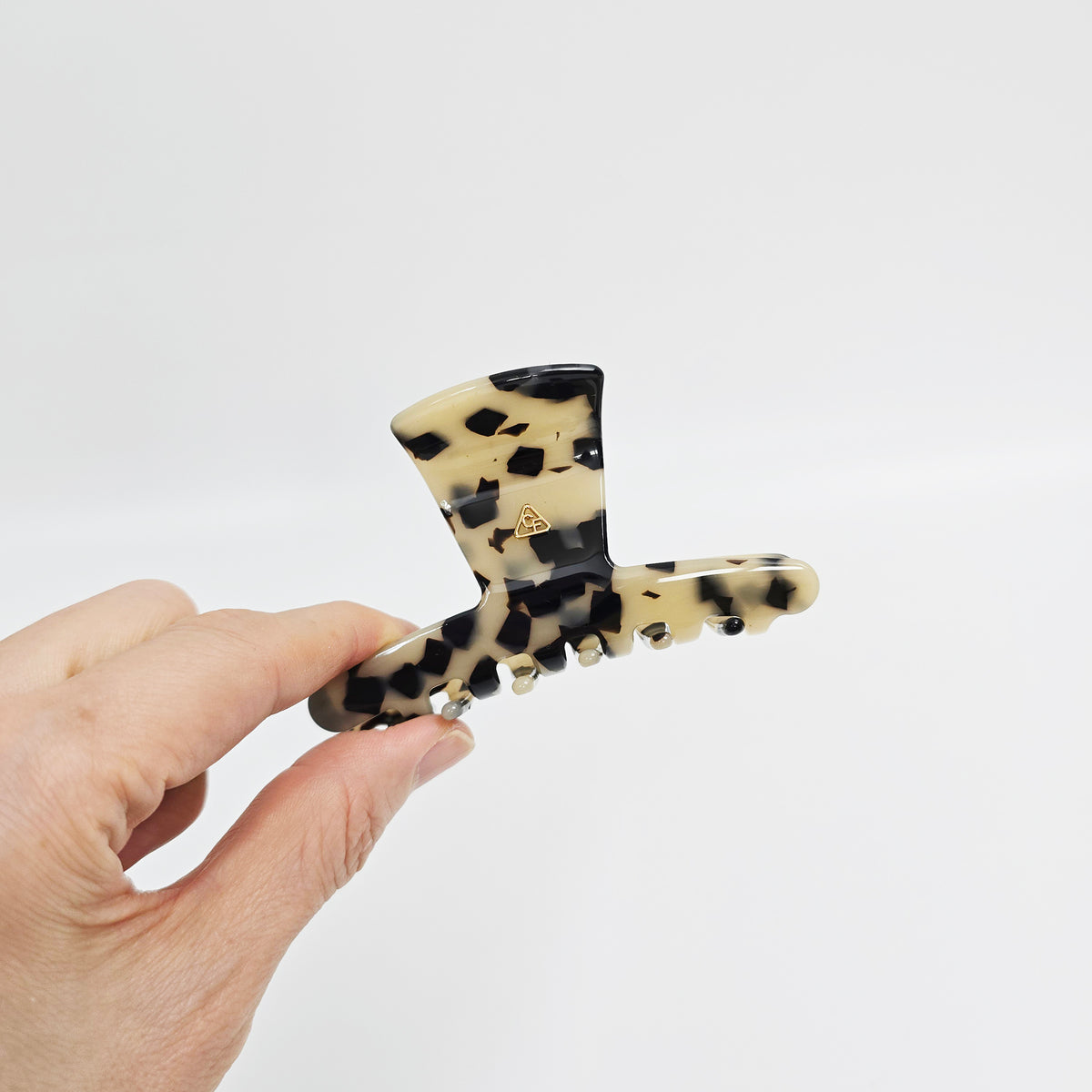Trapezoid Medium Hair Claw Clip 3.5 in – 1 Leopard Beige