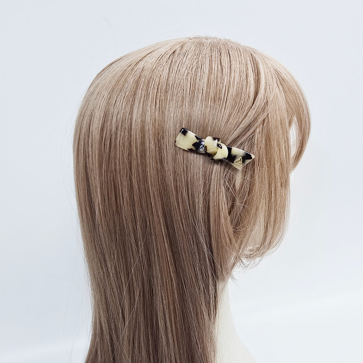 Triangle Knot Mini Alligator Hair Clip 2.4 in – Tortoise Shell, Aurora