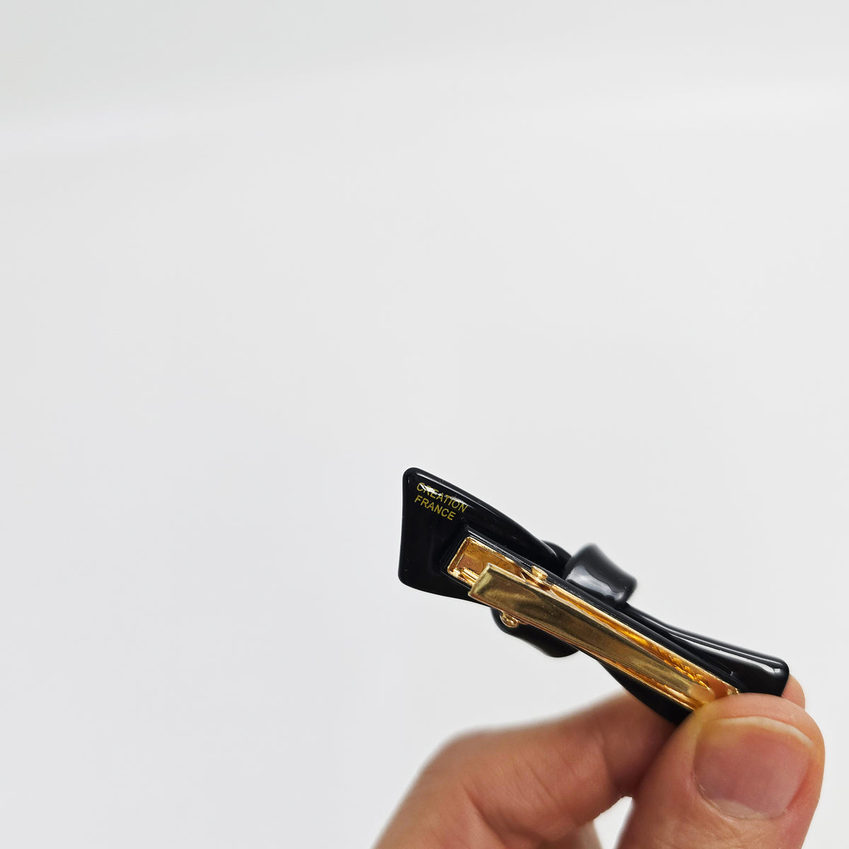 Triangle Knot Mini Alligator Hair Clip 2.4 in – Tortoise Shell, Aurora