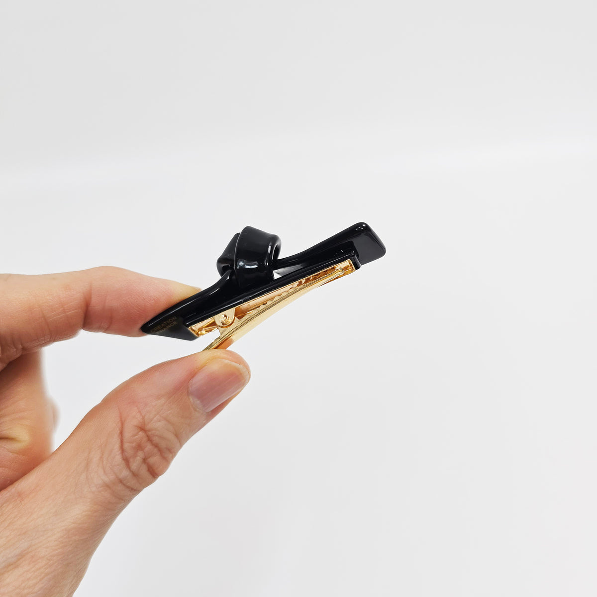 Triangle Knot Mini Alligator Hair Clip 2.4 in – Tortoise Shell, Aurora