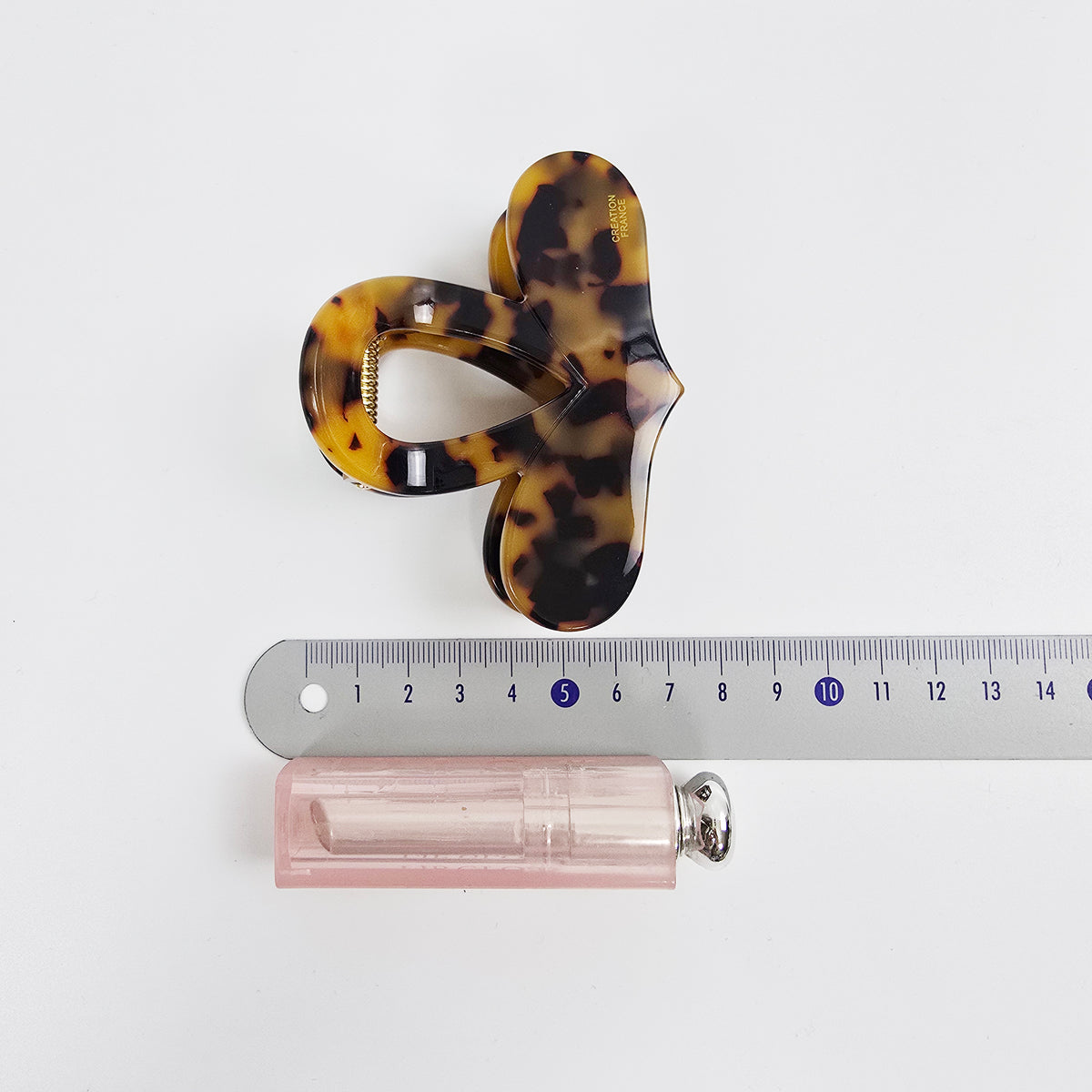Heart Wave Small Hair Claw Clip 3.1 in – Tortoise Shell, Aurora