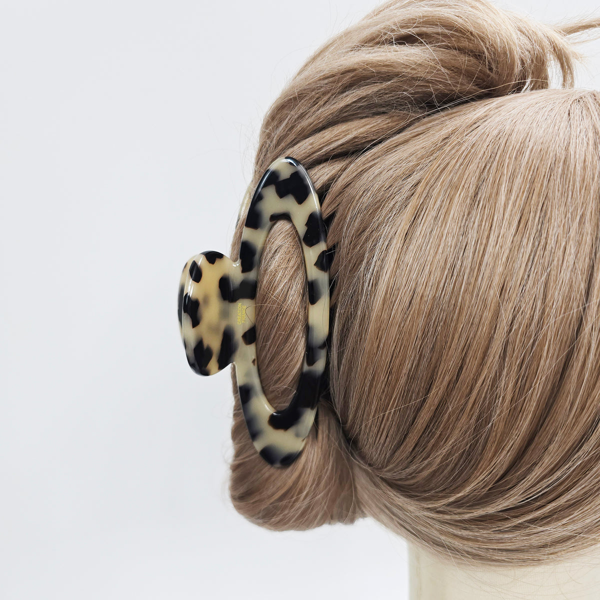 Open Oval Large Hair Claw Clip 4.7 in – Tortoise Shell, for Thick Hair