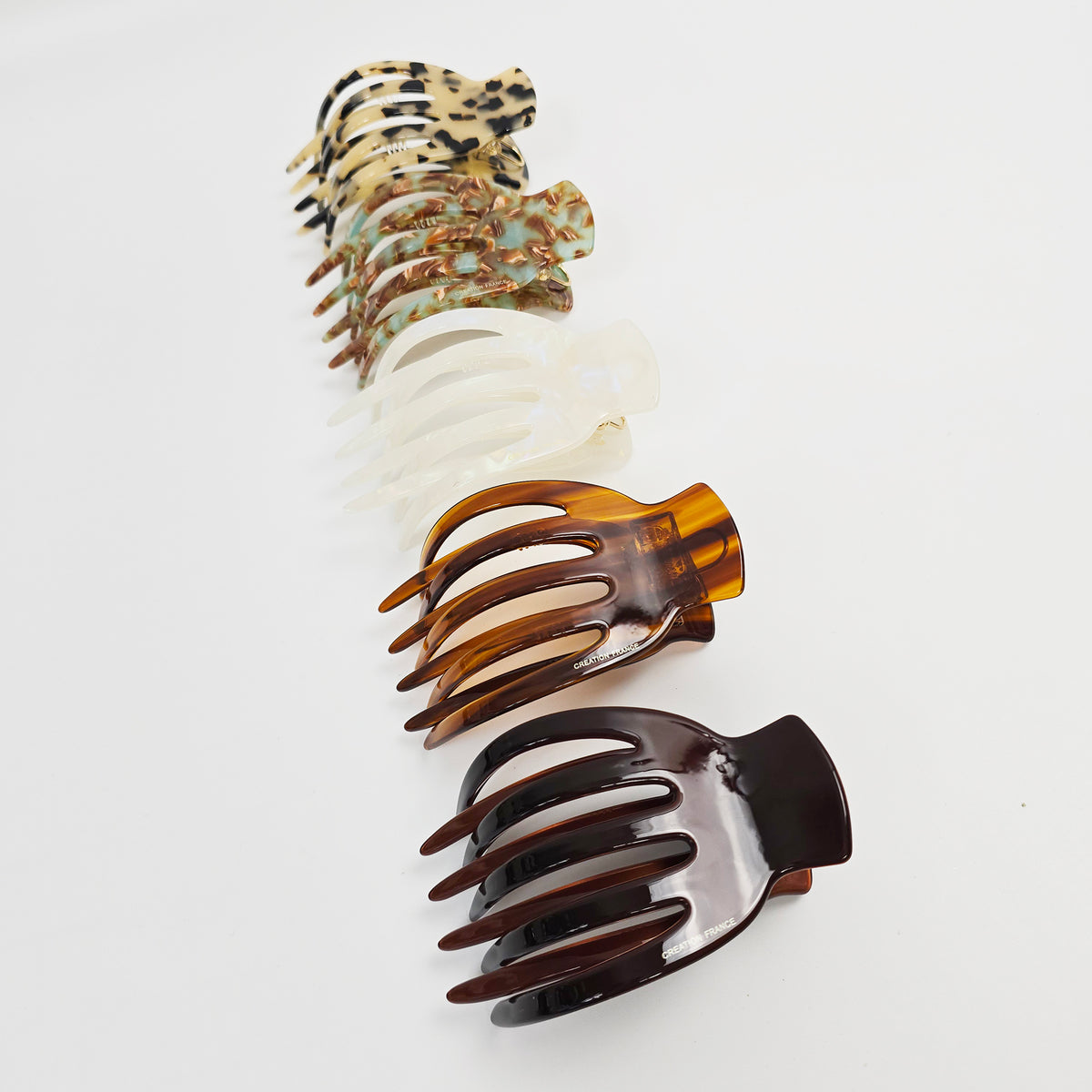 Curved Claw Medium Alligator Hair Clip 3.5 in – Tortoise Shell, for Updos