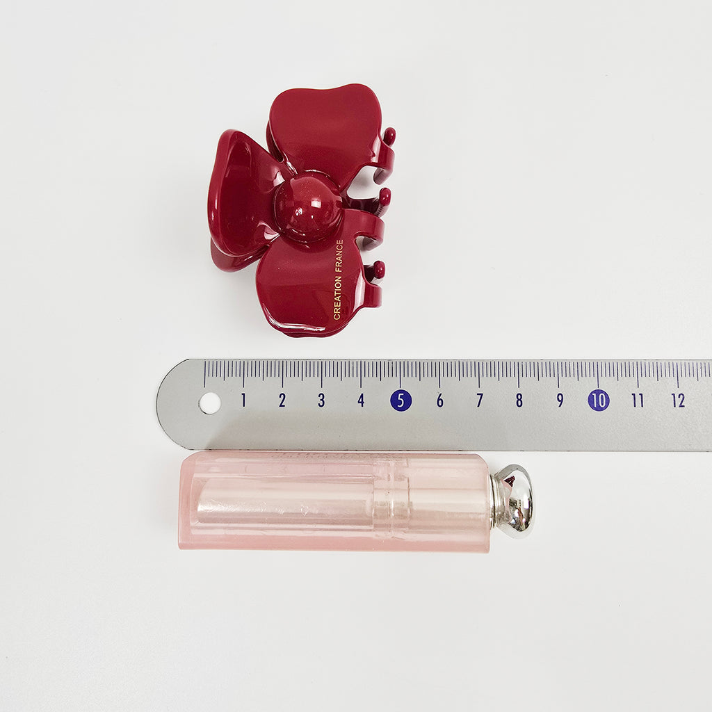Bloom Mini Hair Claw Clip 2.4 in – Tortoise Shell, Half-Up, French-style