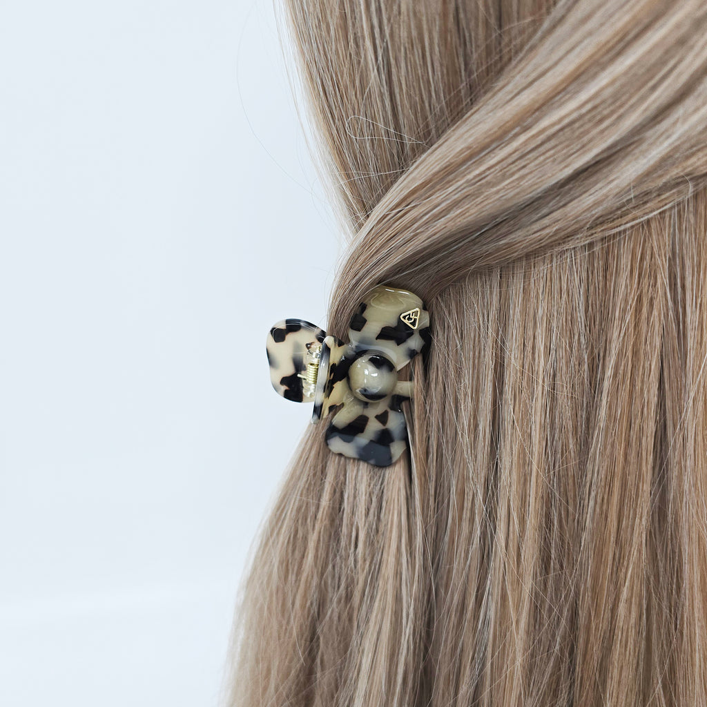 Bloom Mini Hair Claw Clip 2.4 in – Tortoise Shell, Half-Up, French-style