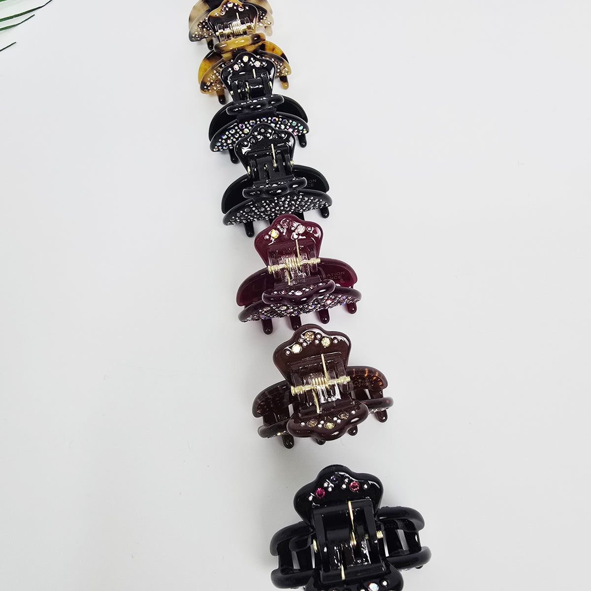 Muse Extra Mini Hair Claw Clip 1.4 in – Cubic, Tortoise Shell, French-style