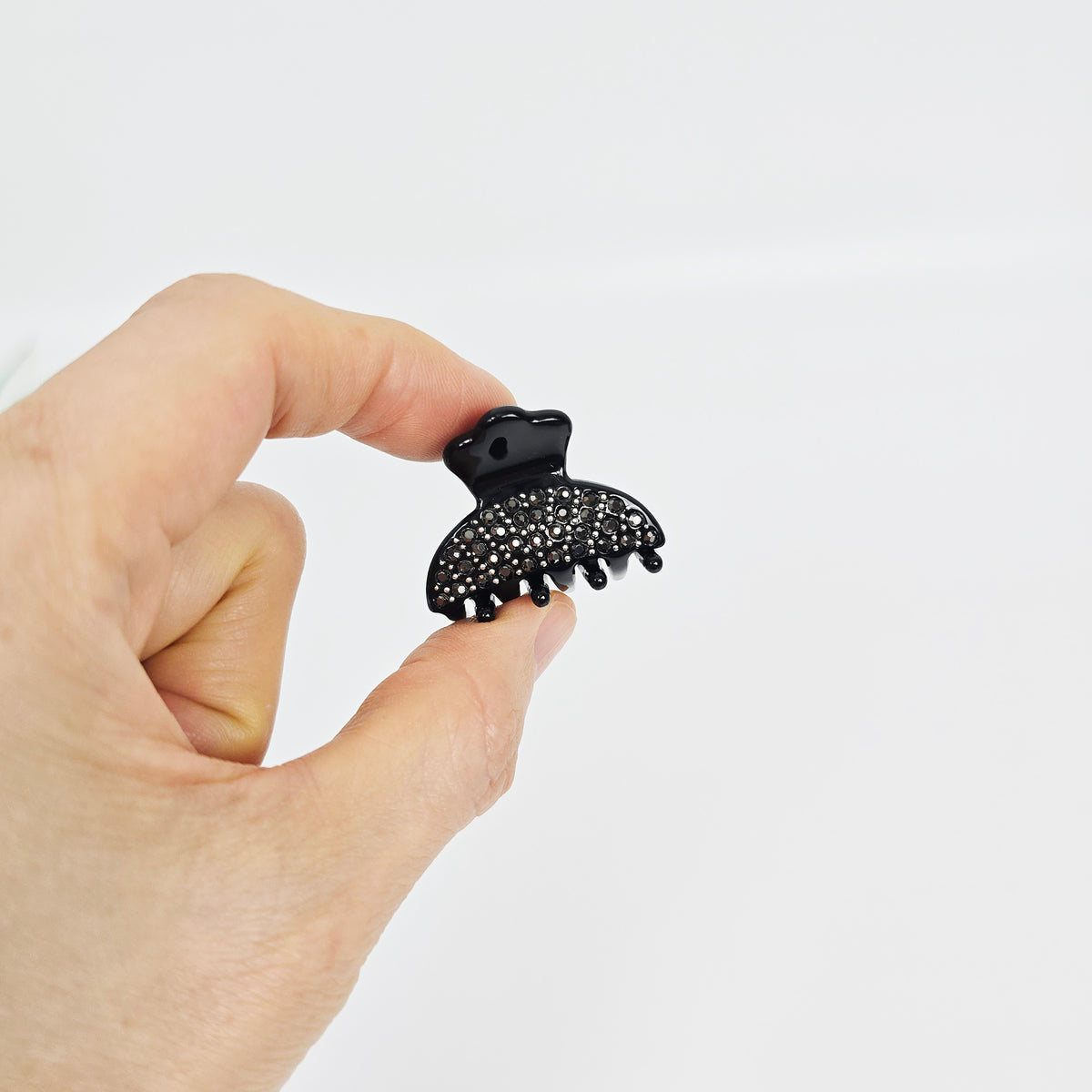 Muse Extra Mini Hair Claw Clip 1.4 in – Cubic, Tortoise Shell, French-style