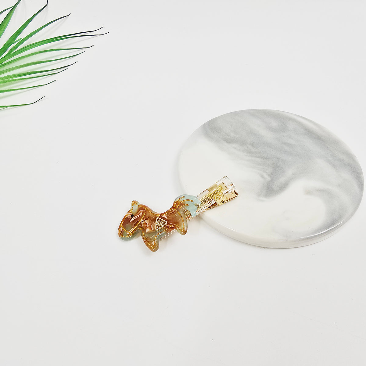 Pony Mini Alligator Hair Clip 2.4 in – Gold Stitch, French-style