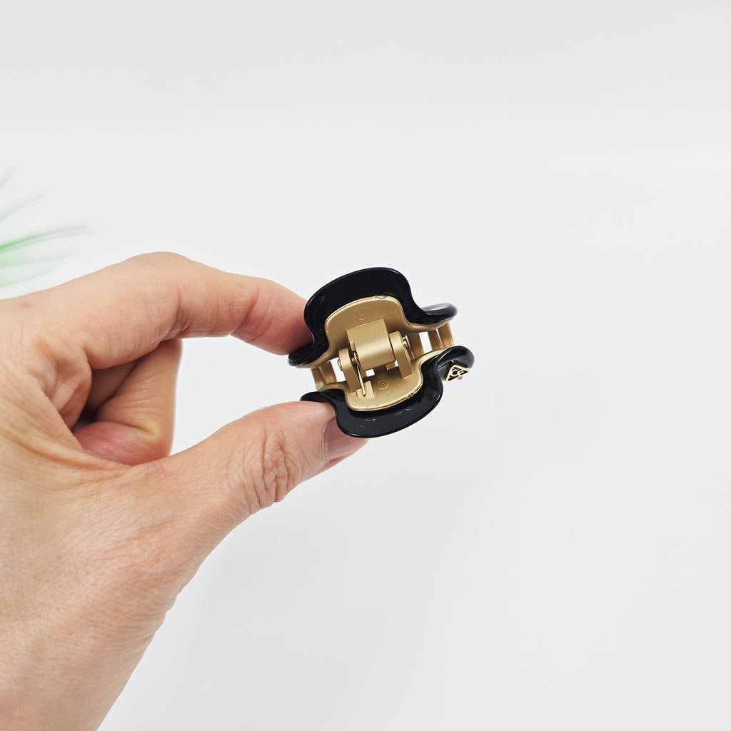 Two-Tone Mini Hair Claw Clip 1.6 in – Tortoise Shell & Solid, French-style