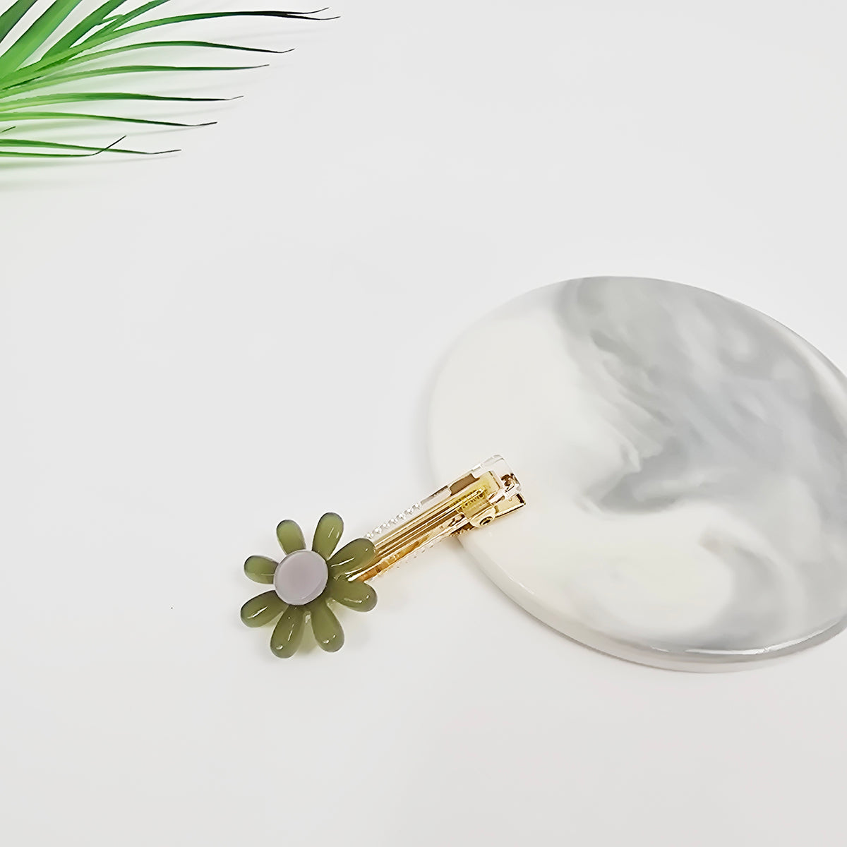 Sunflower Mini Alligator Hair Clip 2.2 in – Pastel & Clear, French Pin