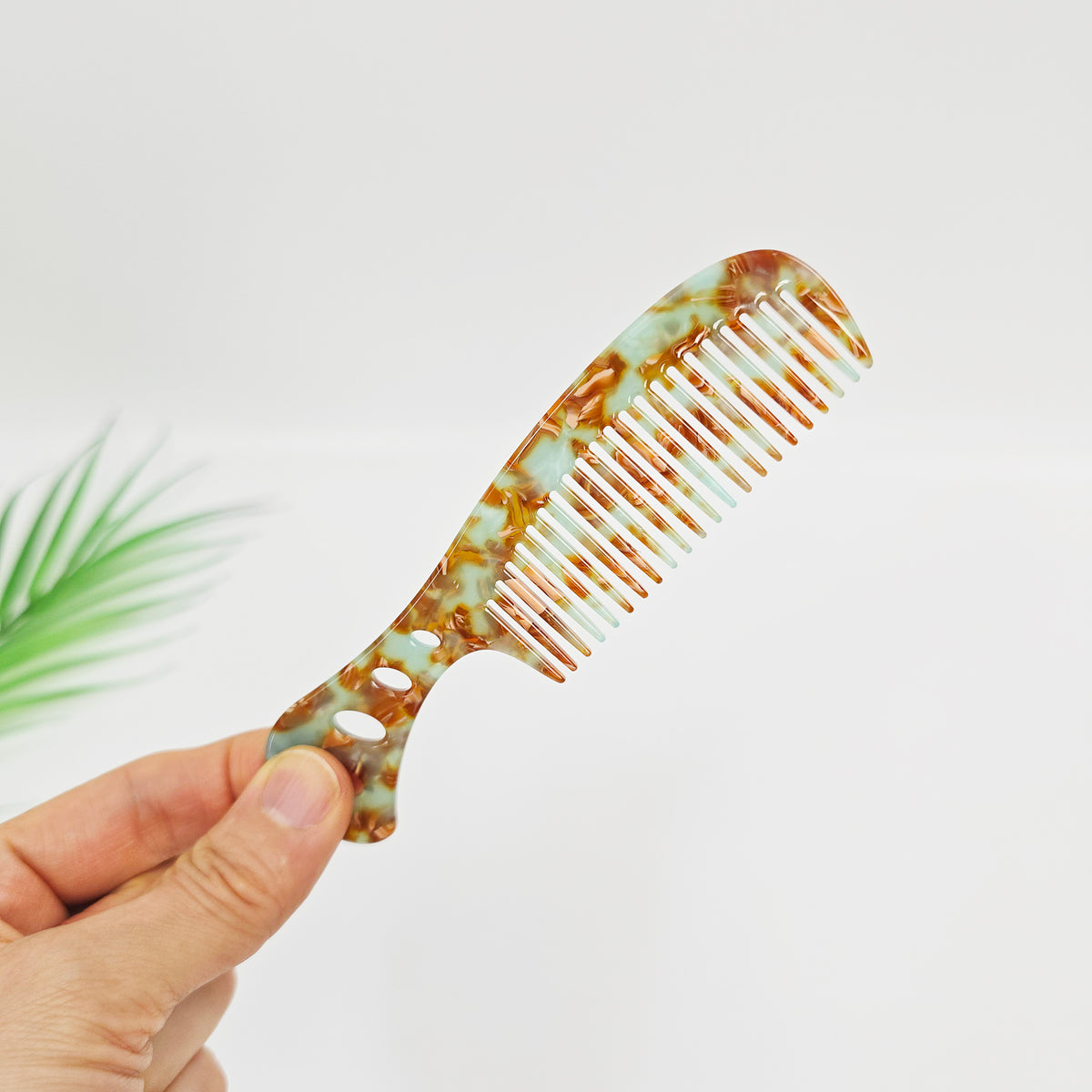 Handle Medium Hair Comb 5.3 in – Tortoise Shell Marble, French-style