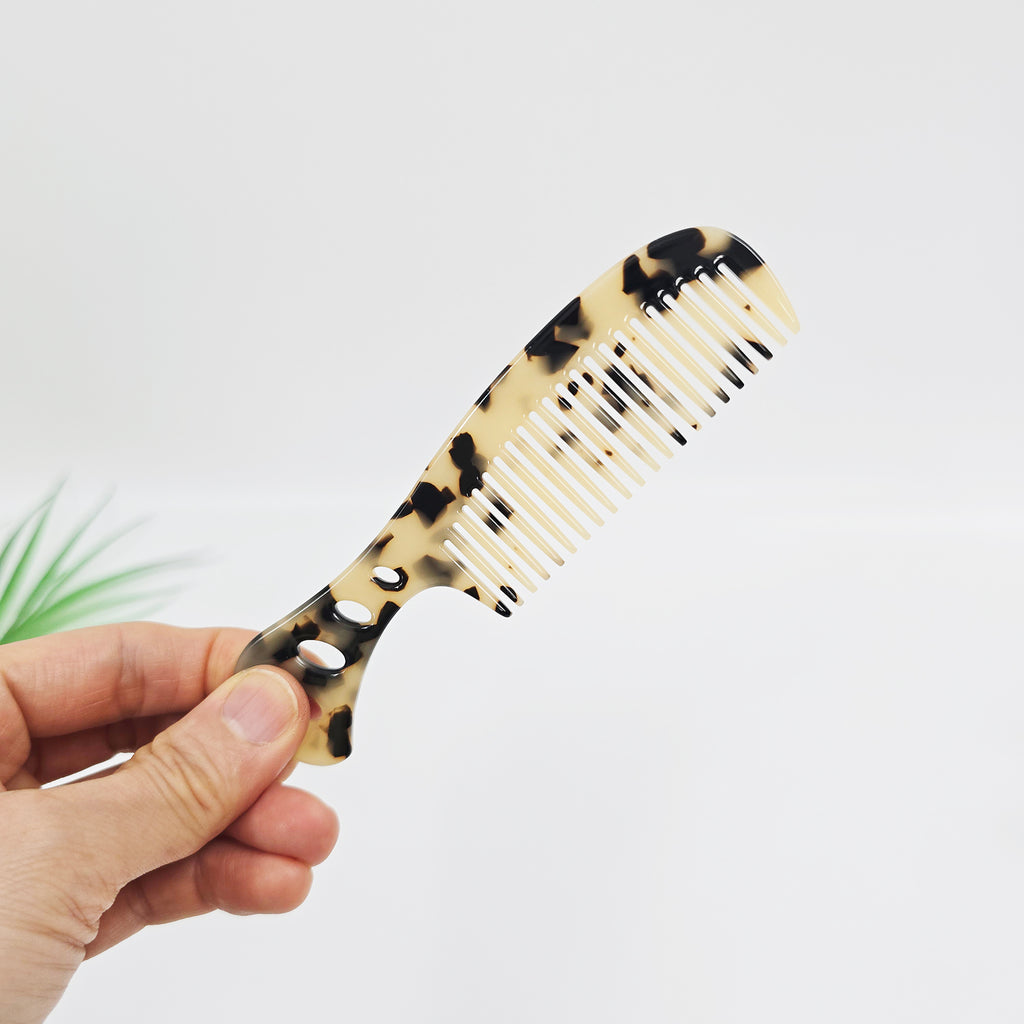 Handle Medium Hair Comb 5.3 in – Tortoise Shell Marble, French-style