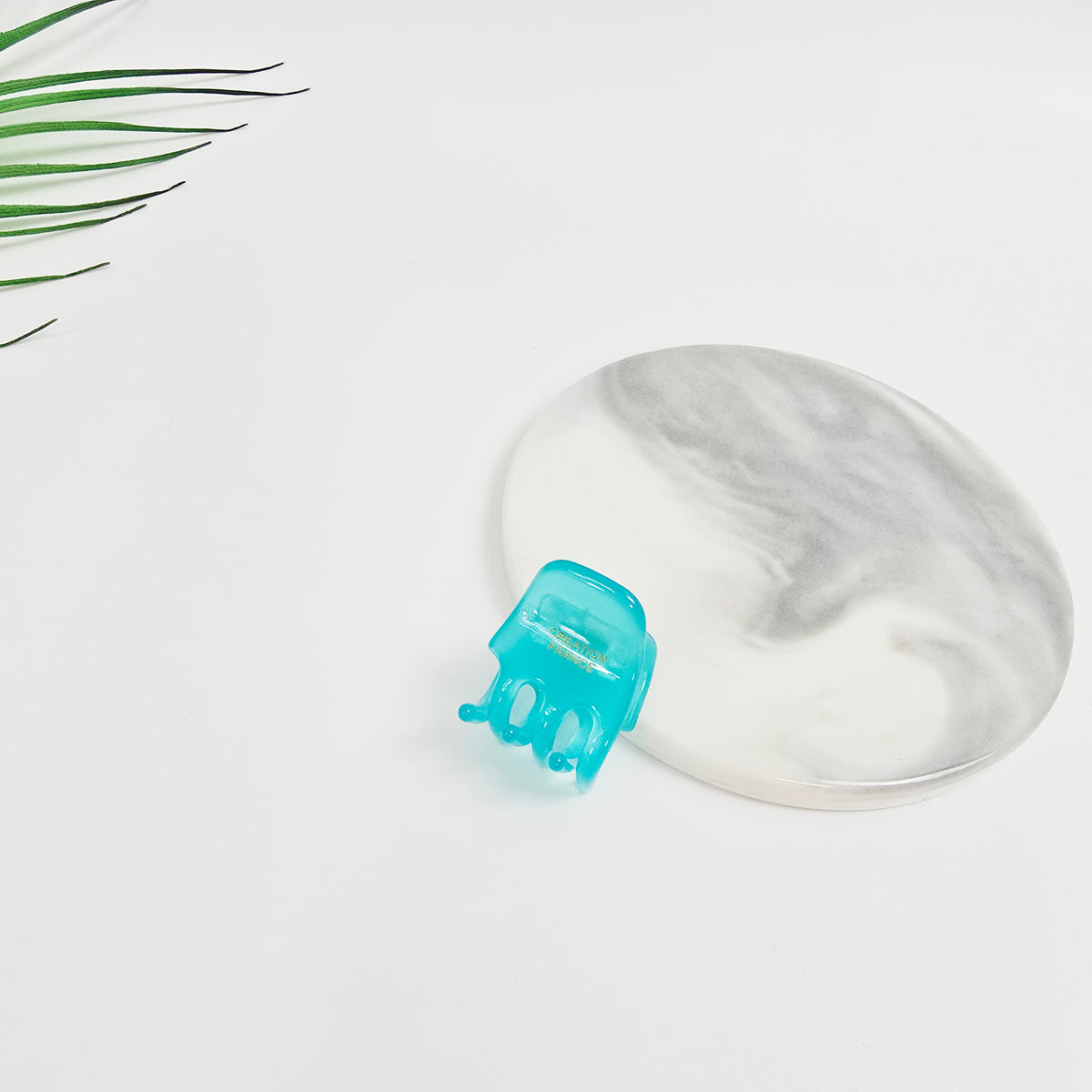 Square Extra Mini Hair Claw Clip 1.2 in – Tortoise & Solid, French-style