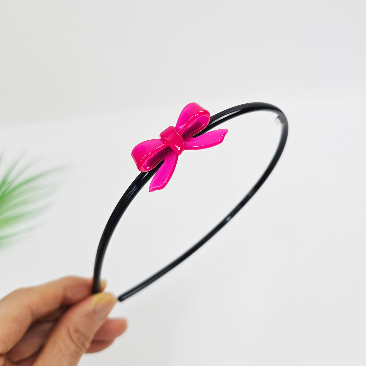 Petite Bow Thin Headband 0.2 in wide – 3D Mini Bow, 16 Colors, French-style