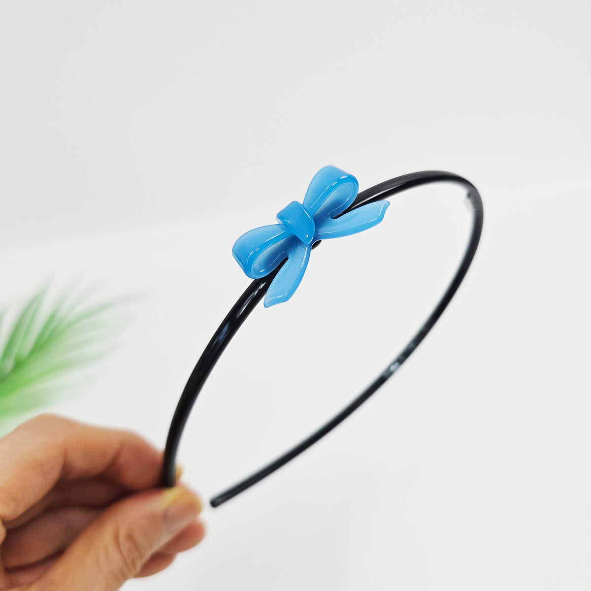 Petite Bow Thin Headband 0.2 in wide – 3D Mini Bow, 16 Colors, French-style