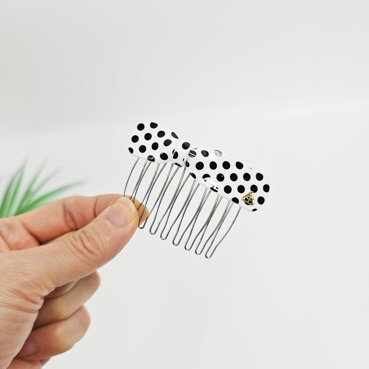 Retro Dot Bow Mini Hair Comb Pin 2.8 in – Polka Dot, French Pin