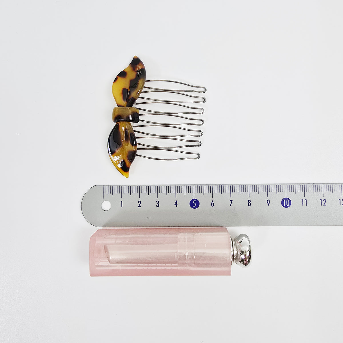 Lip Bow Mini Hair Comb Pin 2.6 in – Tortoise Shell, French Pin