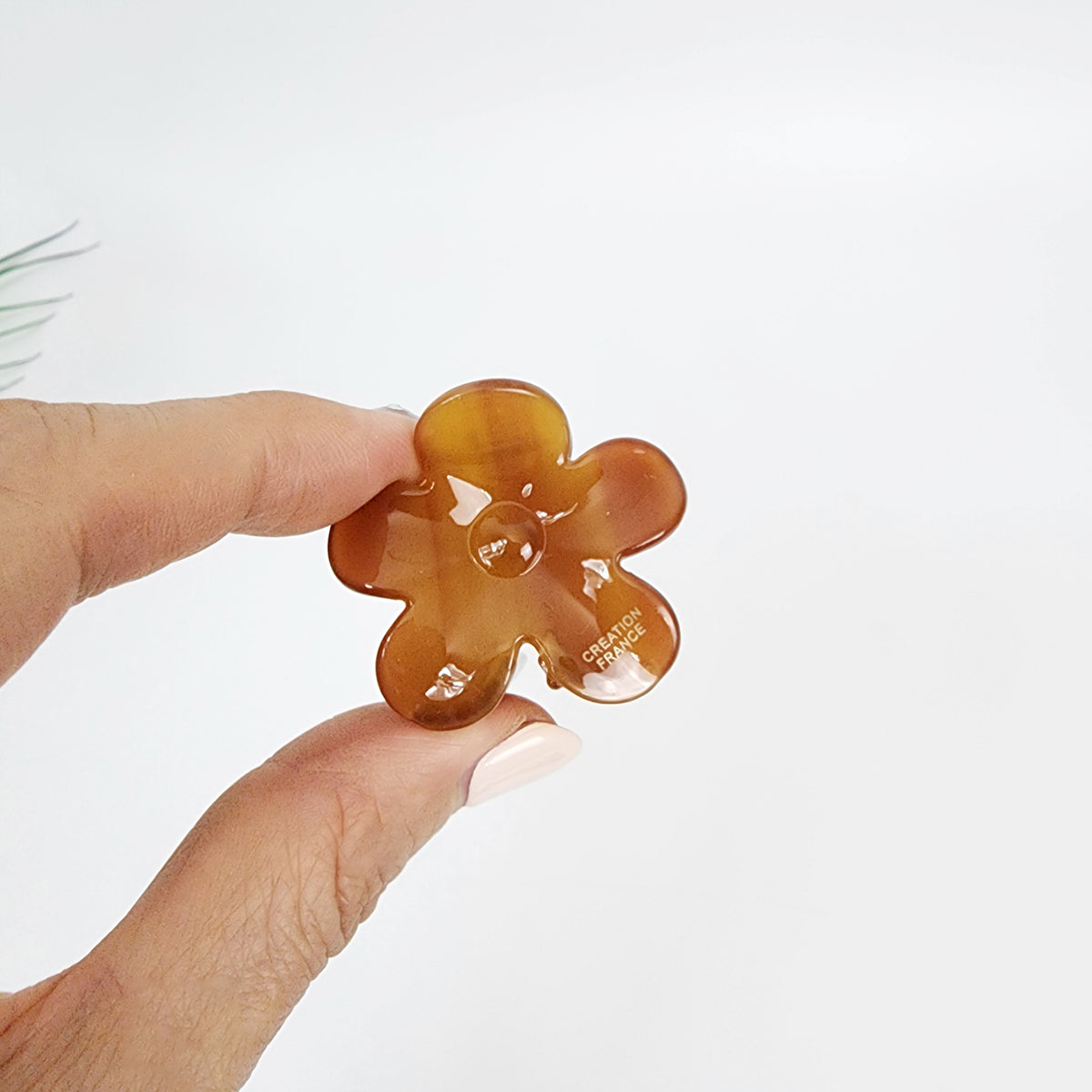 Fleur Mini Hair Claw Clip 1.6 in – 8 Pure Caramel