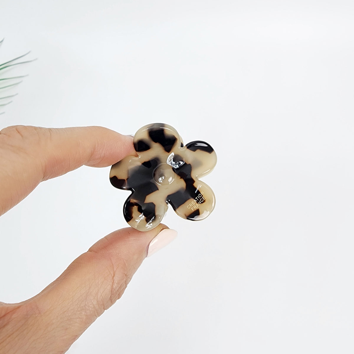 Fleur Mini Hair Claw Clip 1.6 in – 1 Leopard Beige