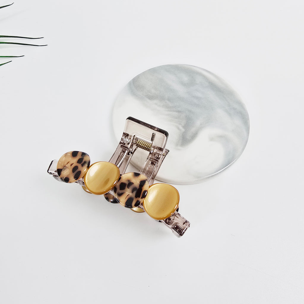 Marble Circle Small Hair Claw Clip 3.1 in – Tortoise Shell, French-style
