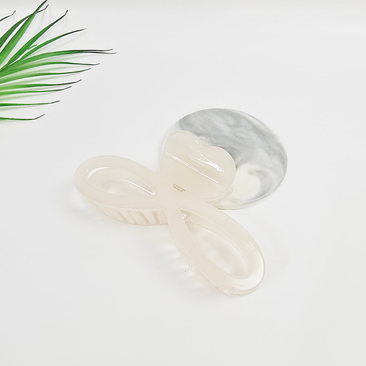 4 Milky Ivory