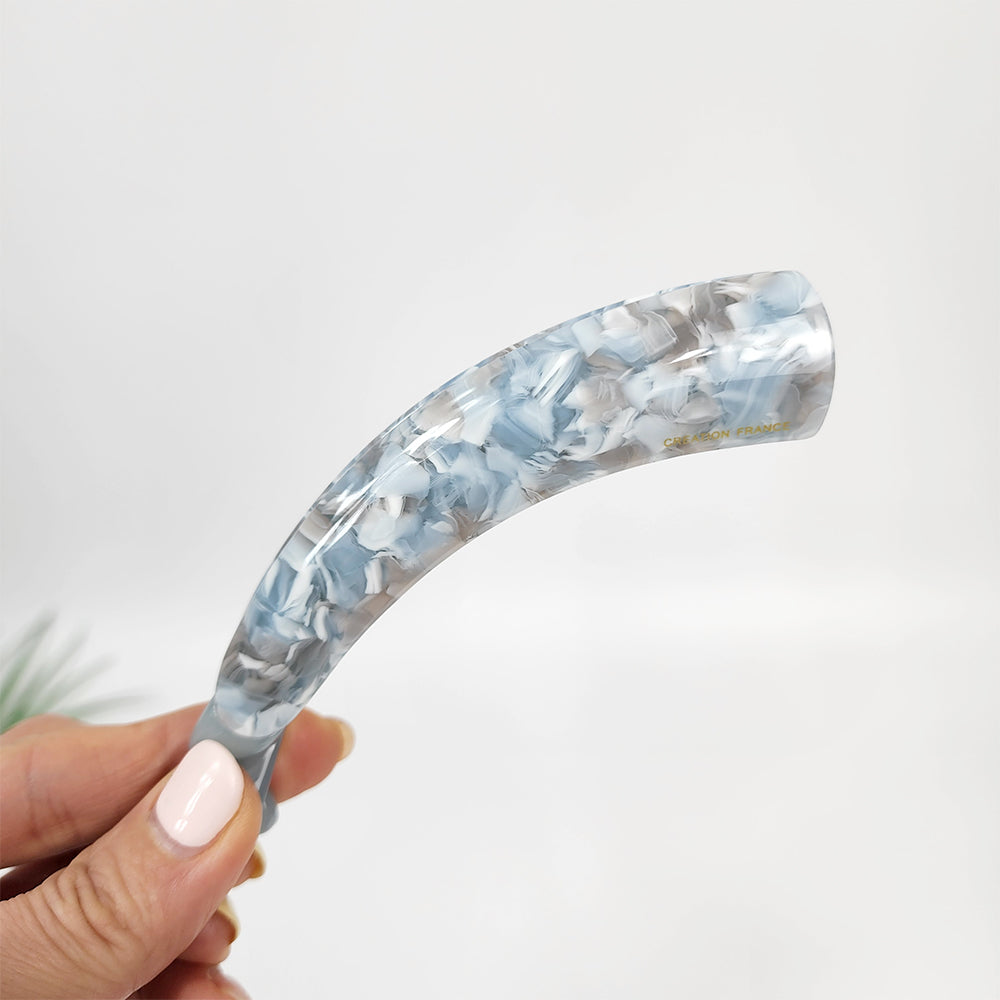 18 Marble Light Blue (in hand)