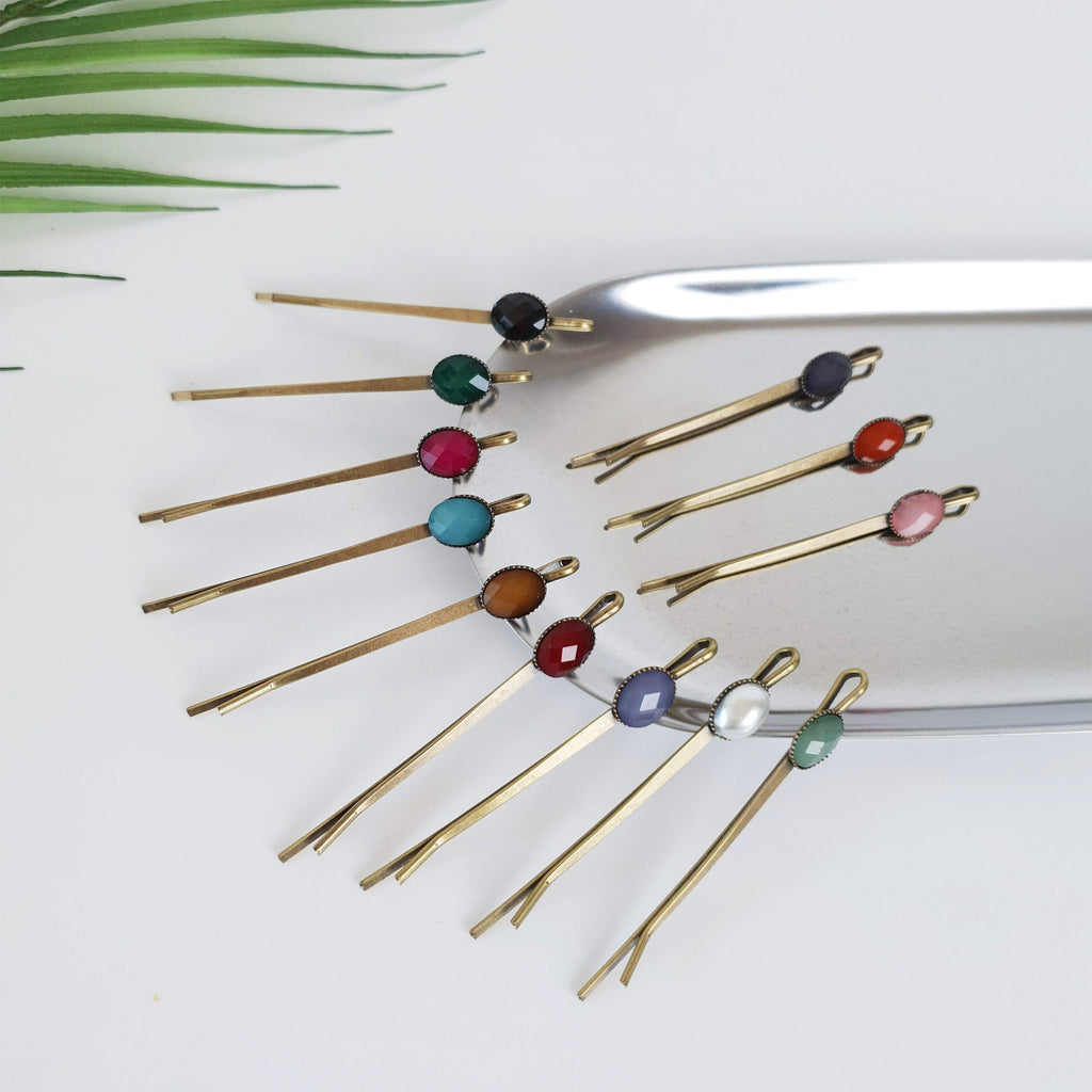 Gold tone brass bobby pin with colorful oval stone accent. Minimalist vintage style hair slide for women, cute bangs clip.