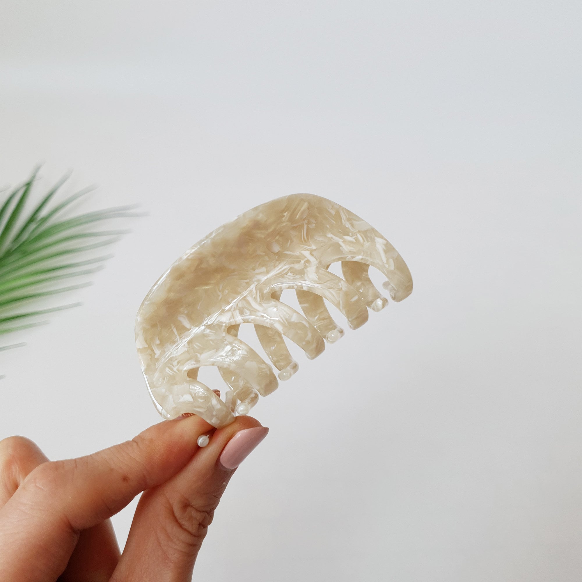 Tortoise Marble Lunar Medium Hair Clip / Luxurious Cellulose French Hair Pin / Hair Accessory for Woman / Large Hair Claw