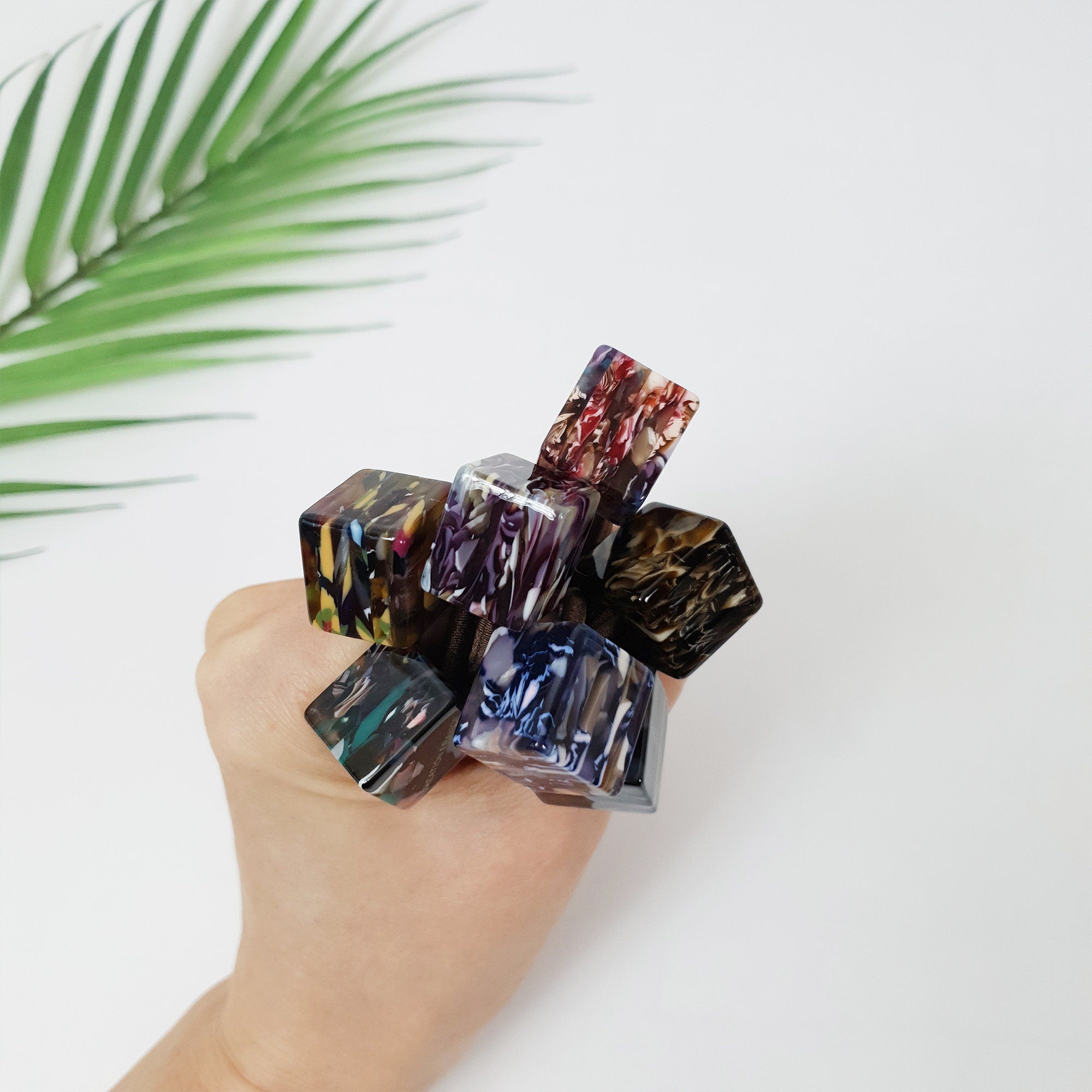 Tortoise Shell Art Cube Square Simple Hair Tie / Cute Ponytail Holder / Hair Accessory for Woman / French Hair Pin / Hair Scrunchy