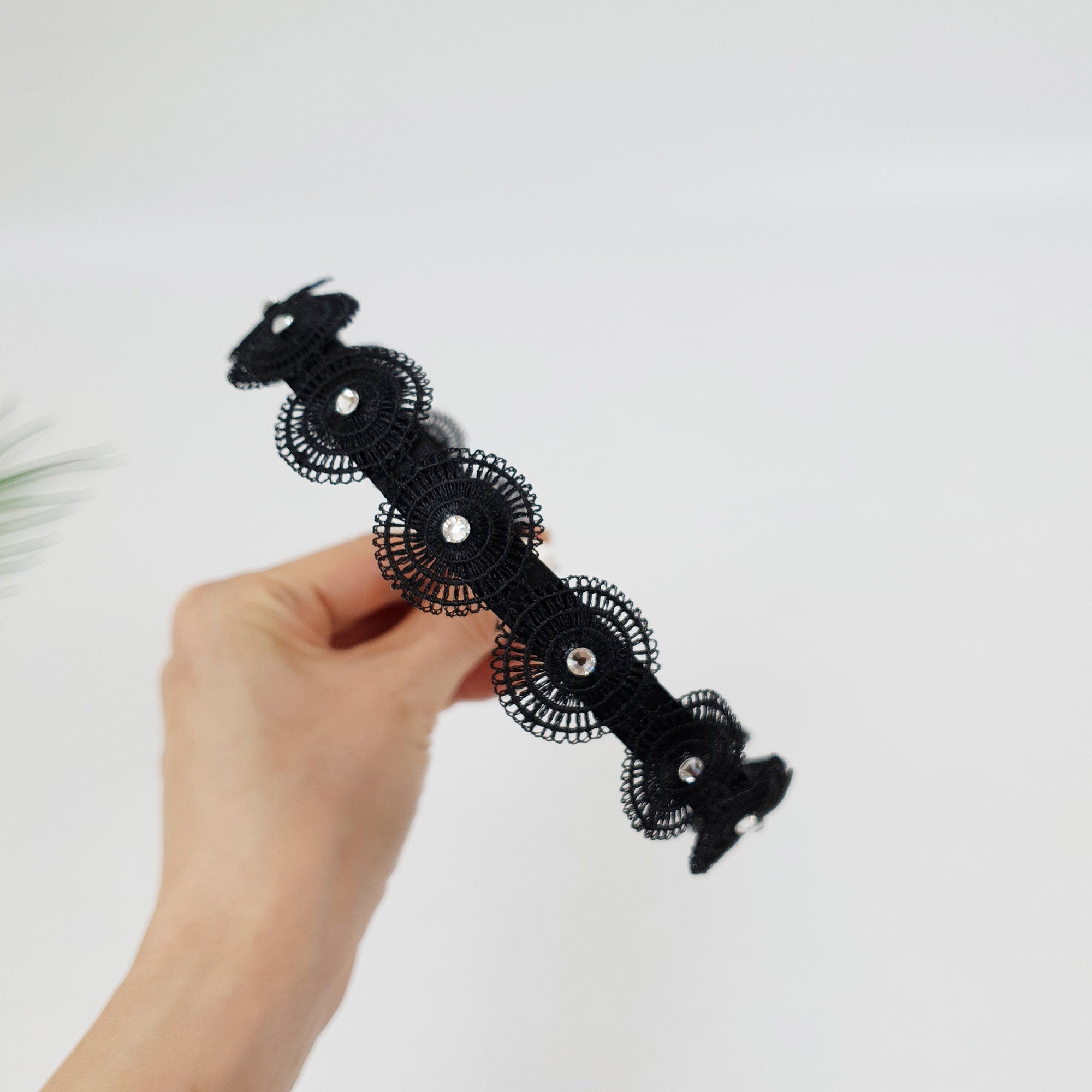 Round Cubic Embroidery Lace Thin Headband (1.0 Inch) / Fashionable Turban Bandanna / Hair Accessory for Woman