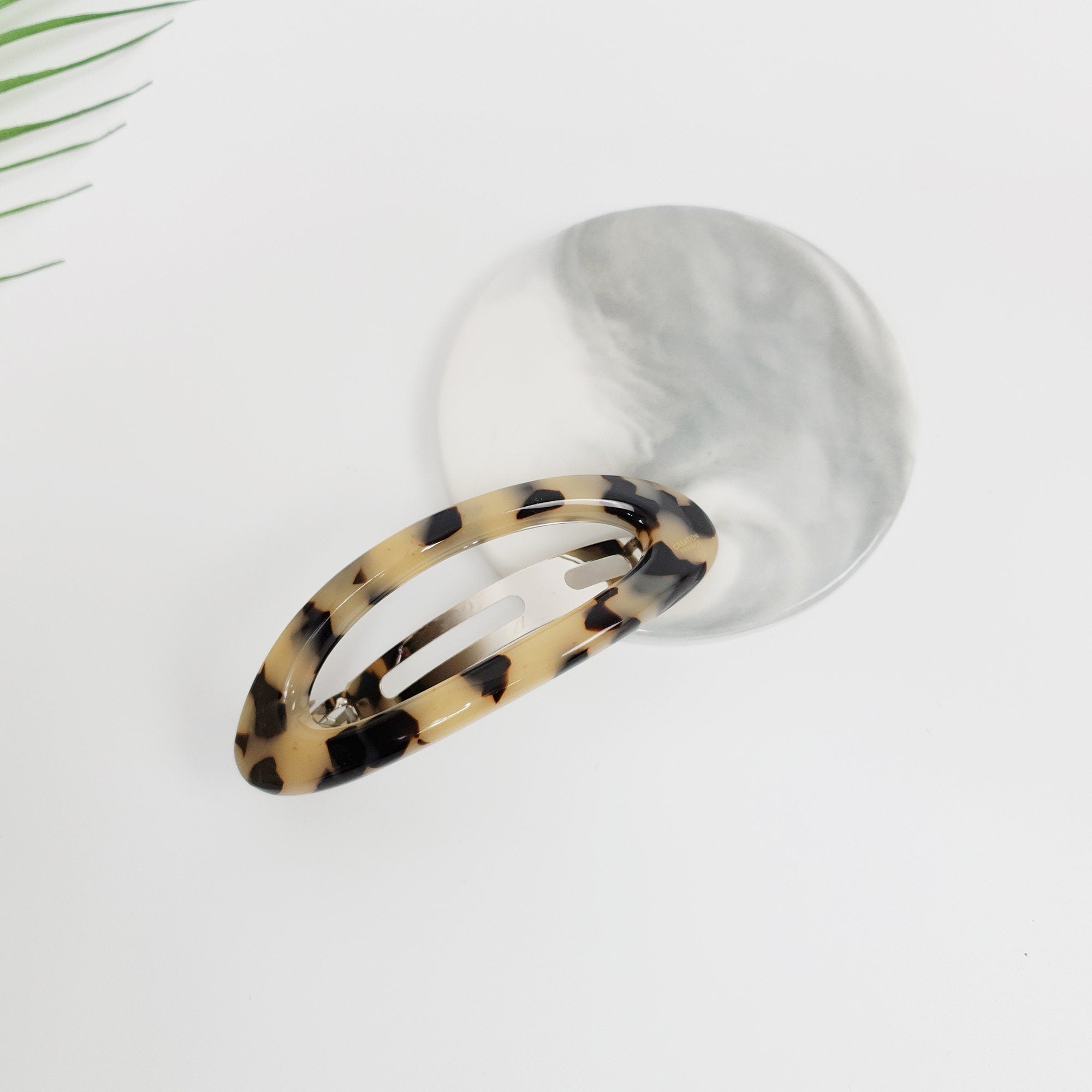 Aurora Oval Bold Hair Barrette / Tortoise Marble Leopard French Hair Pin / Hair Accessory for Woman / Automatic Hair Clip