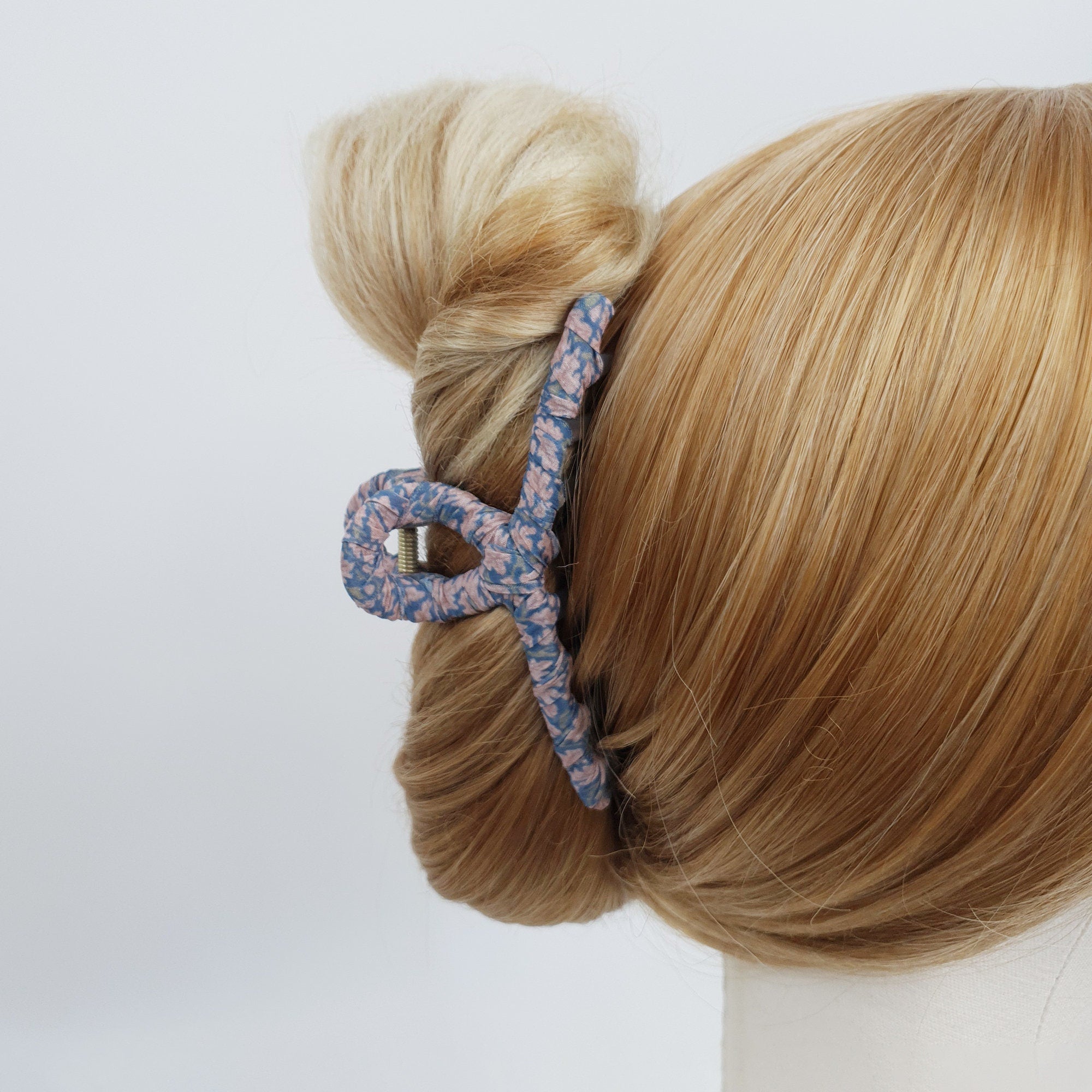 Floral Scarf Twist Hair Clip / Big Size Vintage Hair Claw / Hair Barrette for Woman / Large Hair Clip