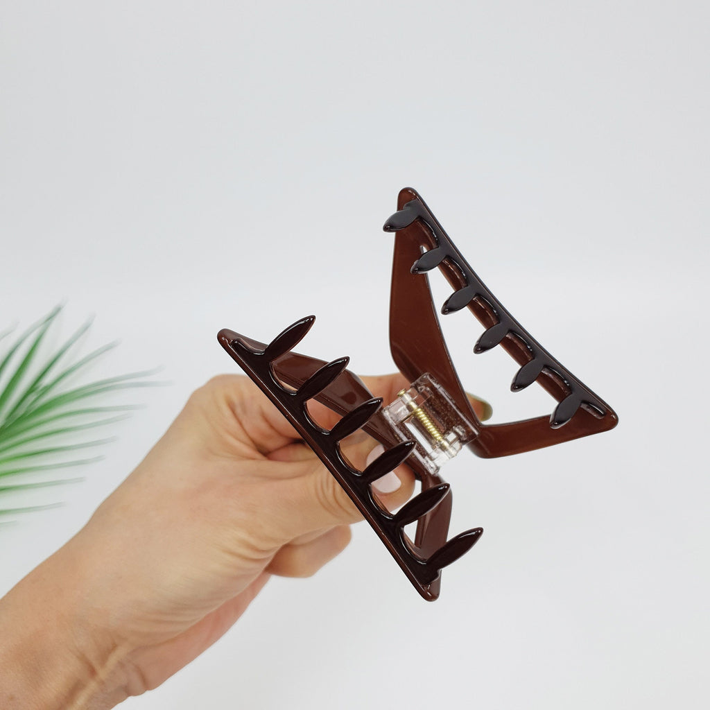 Leopard Triangle Fashion Hair Claw Clip (3.0 Inch) / Tortoise Shell French Hair Pin / Hair Accessory for Woman