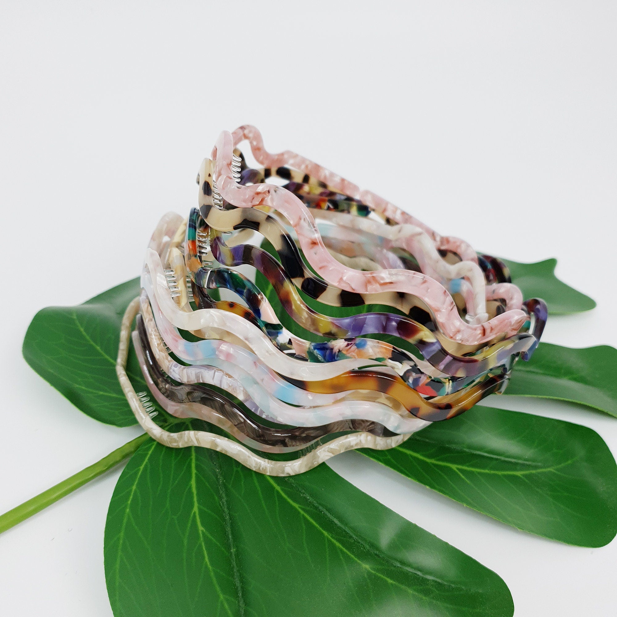 Tortoise Shell Thin Wave Twist Headband / Luxurious French Hair Pin / Hair Accessory for Woman / Alice Headband