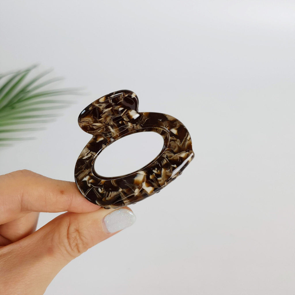 Leopard Round Medium Hair Claw Clip / Tortoise Shell French Hair Pin / Hair Accessory for Woman